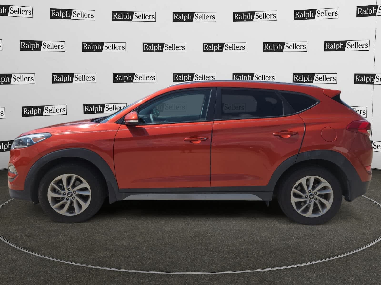Used 2017 Hyundai Tucson SE Plus FWD image 3