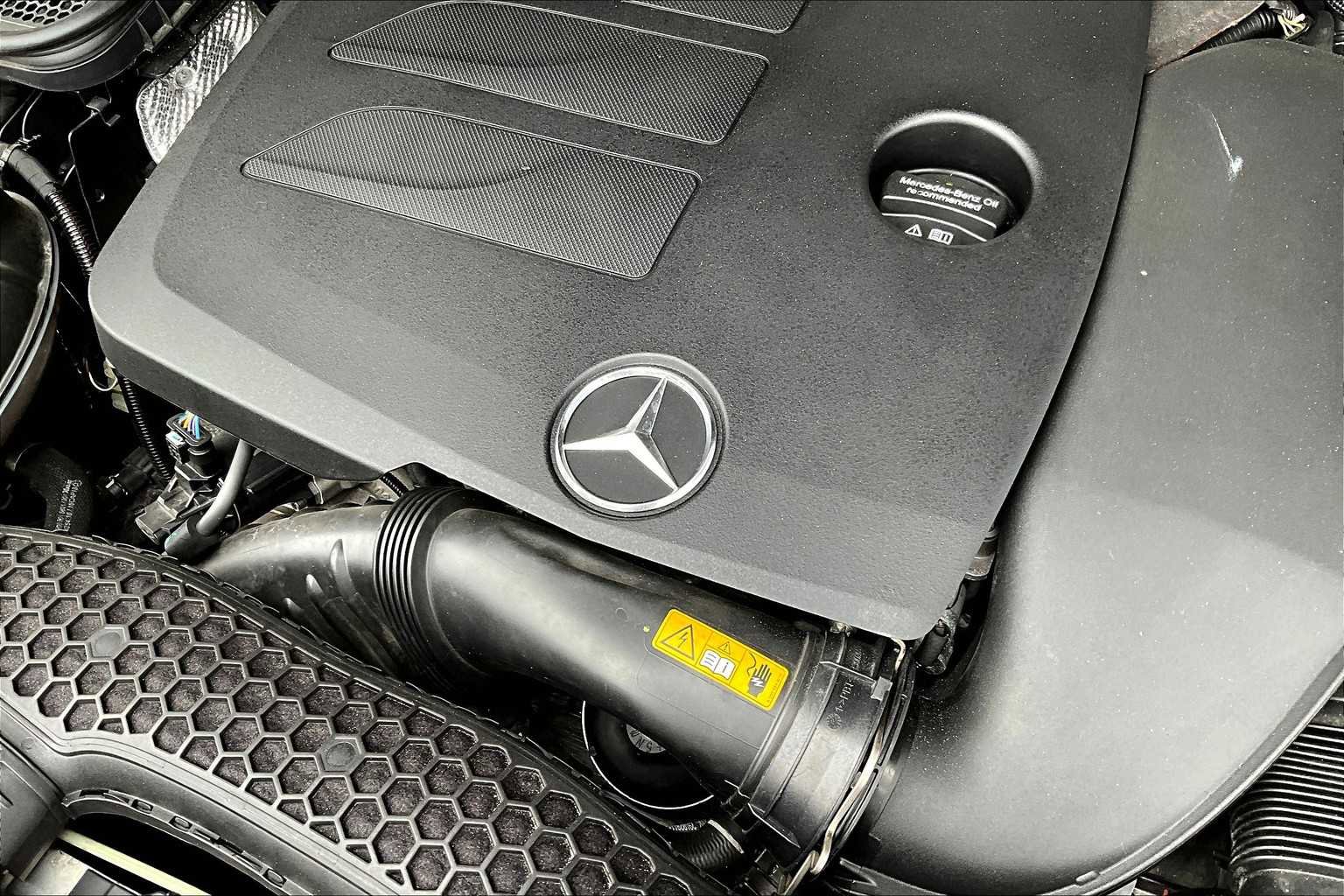 Certified 2021 Mercedes-Benz C 300 Sedan image 32