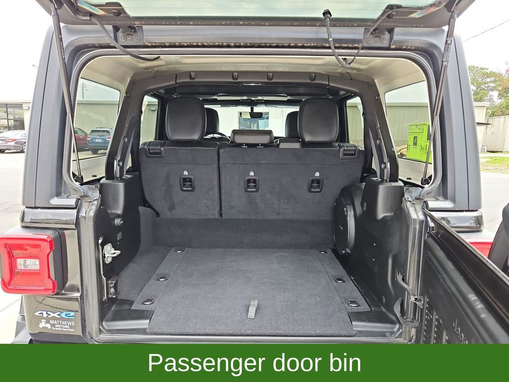 Used 2021 Jeep Wrangler Unlimited Sahara w/ Cold Weather Group image 30