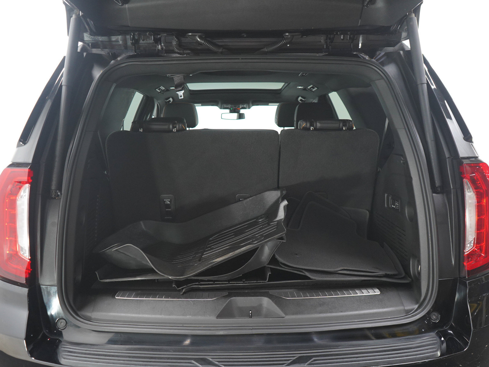 Used 2022 GMC Yukon AT4 AWD/4WD image 17