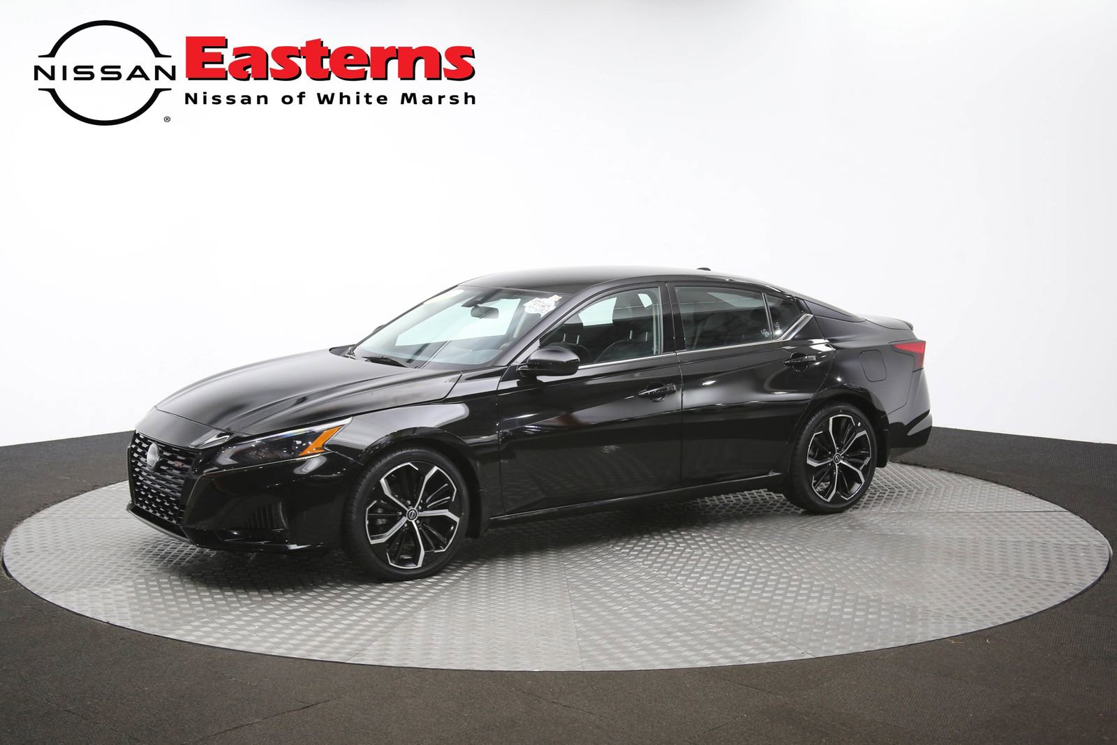Used 2023 Nissan Altima 2.5 SR image 56