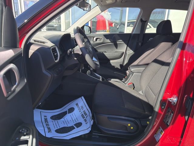 Used 2026 Hyundai Venue SE image 11