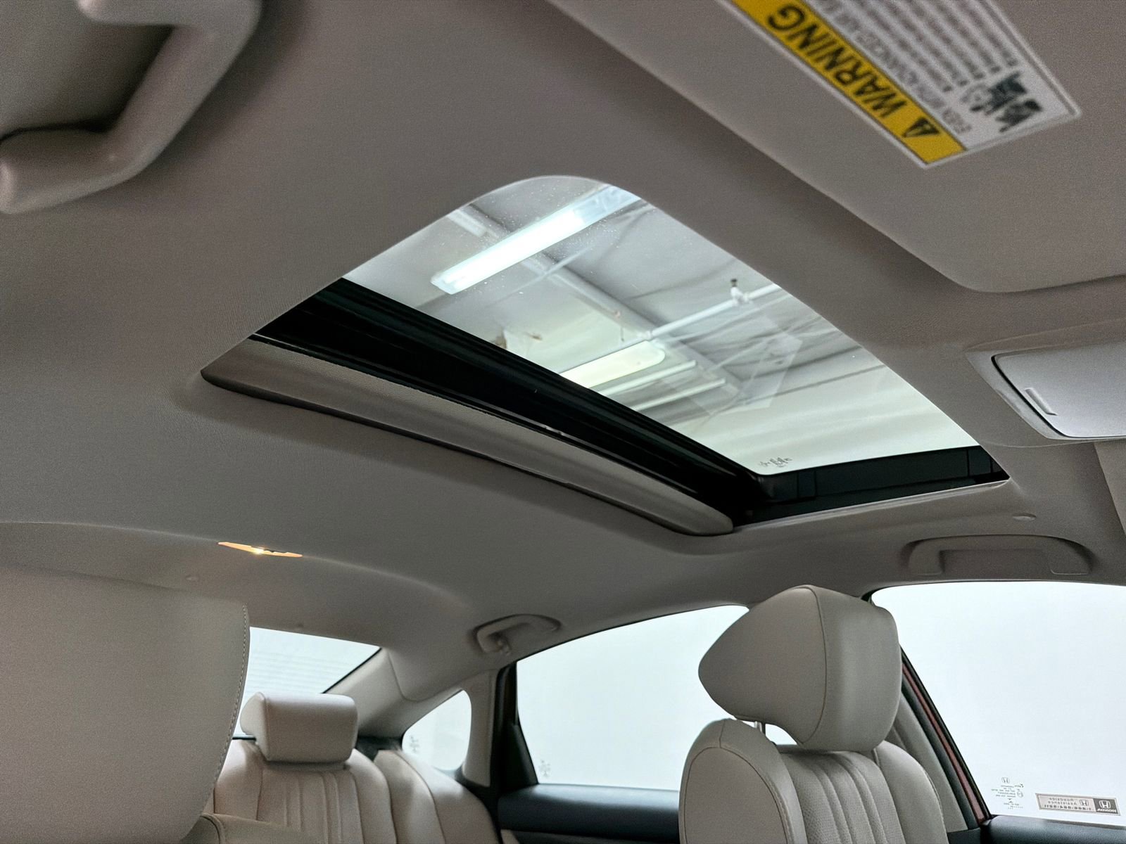 Used 2022 Honda Accord EX-L image 11