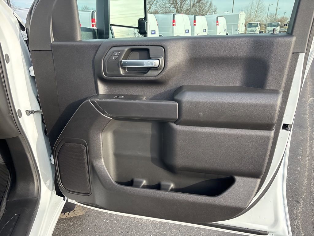 New 2026 Chevrolet Silverado 2500 Custom w/ Custom Value Package AWD/4WD image 45