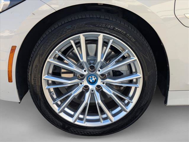 Used 2023 BMW 330e w/ Convenience Package RWD image 26