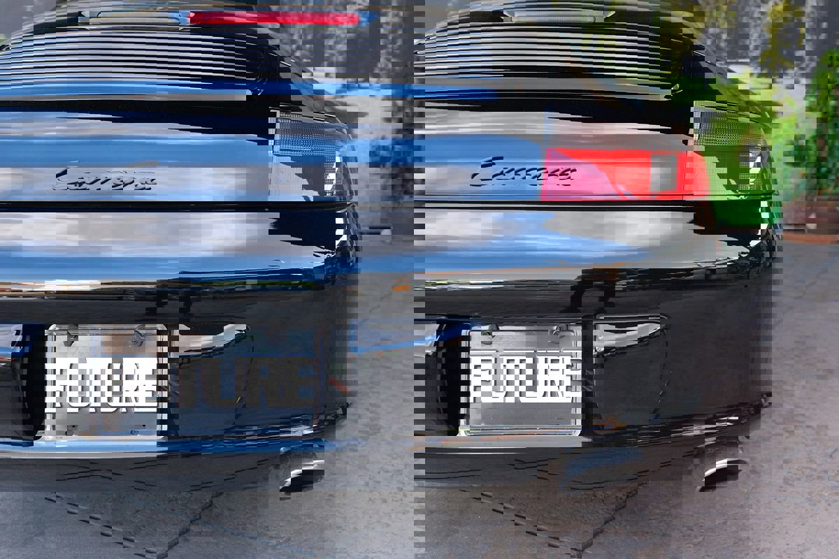 Used 2004 Porsche 911 Carrera image 34