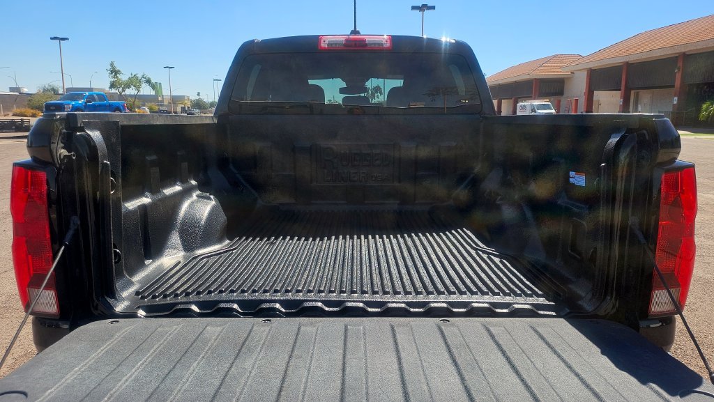 Used 2023 Chevrolet Colorado W/T RWD image 13