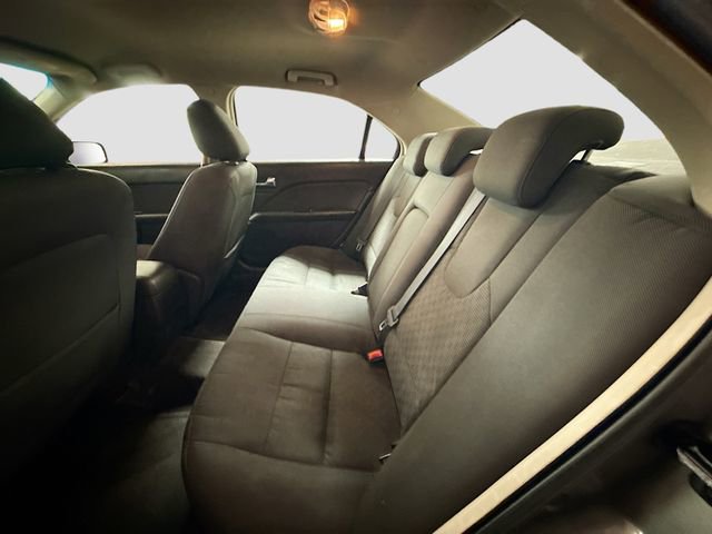 Used 2010 Ford Fusion SE FWD image 19