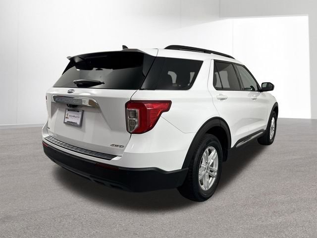 Used 2022 Ford Explorer XLT AWD/4WD image 34