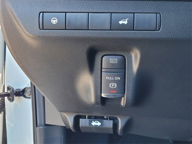 New 2025 Nissan Murano SV image 9