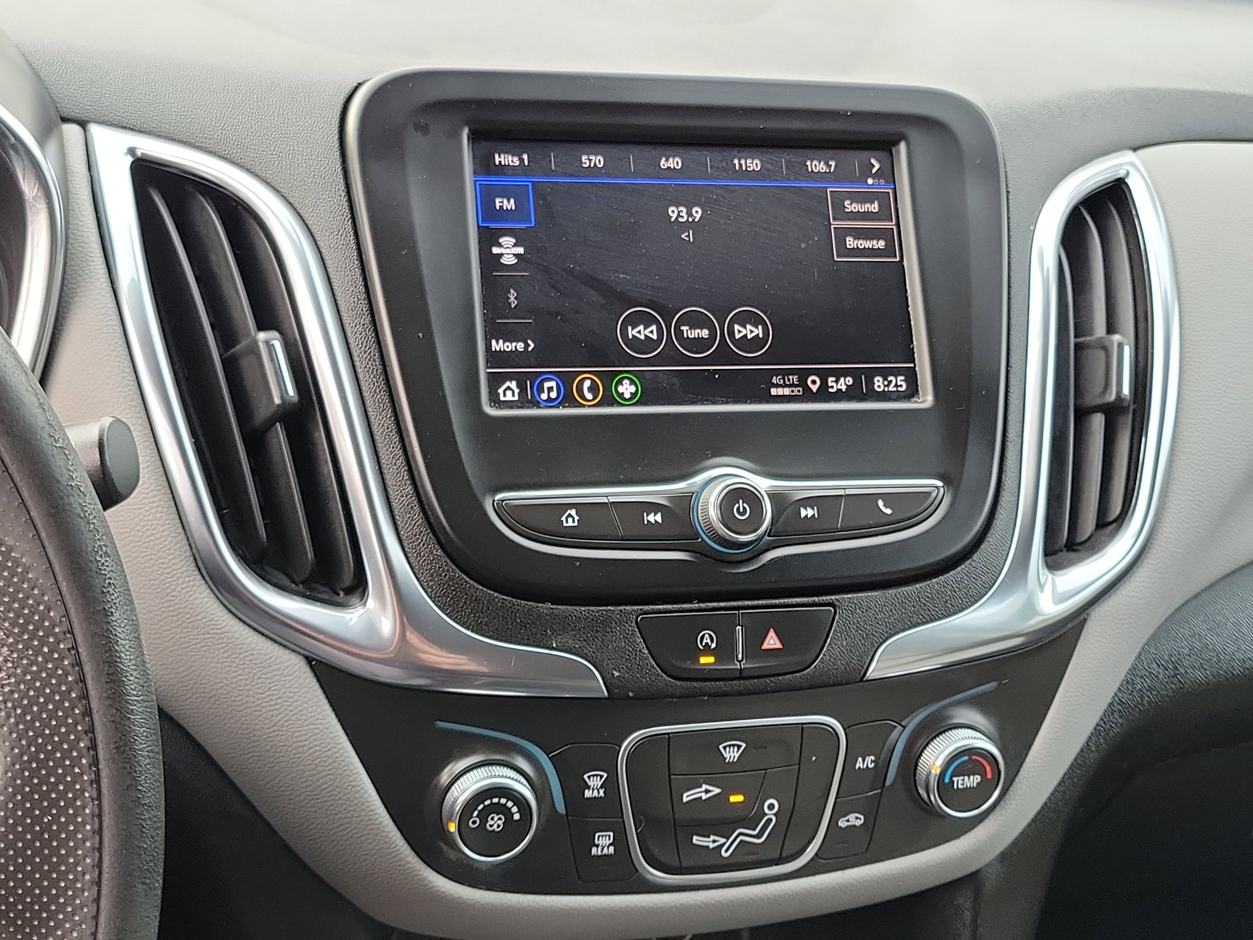 Used 2023 Chevrolet Equinox LS w/ LS Convenience Package image 11