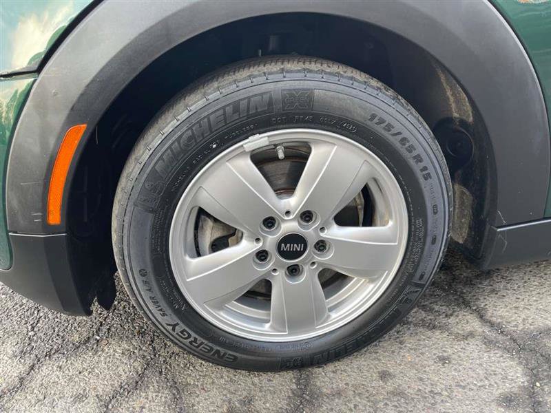 Used 2016 MINI Cooper 4-Door Hardtop image 30