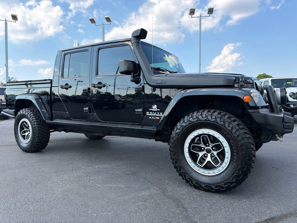 Used 2016 Jeep Wrangler Unlimited Rubicon w/ Connectivity Group AWD/4WD image 49