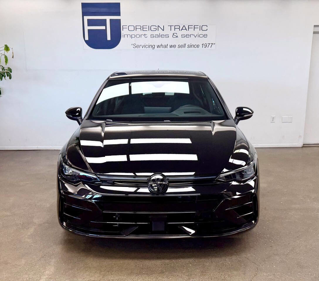 Used 2025 Volkswagen Golf R Black Edition image 2
