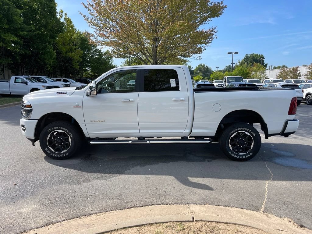 Used 2025 RAM 2500 Laramie AWD/4WD image 4