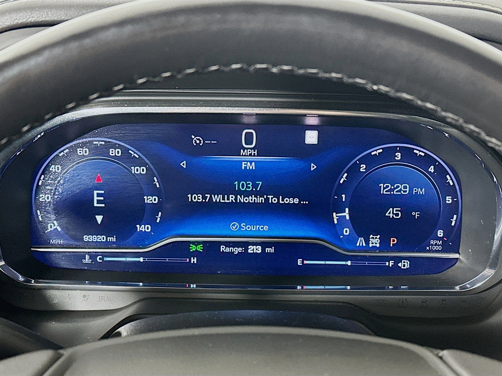 Used 2023 Chevrolet Suburban Premier image 12