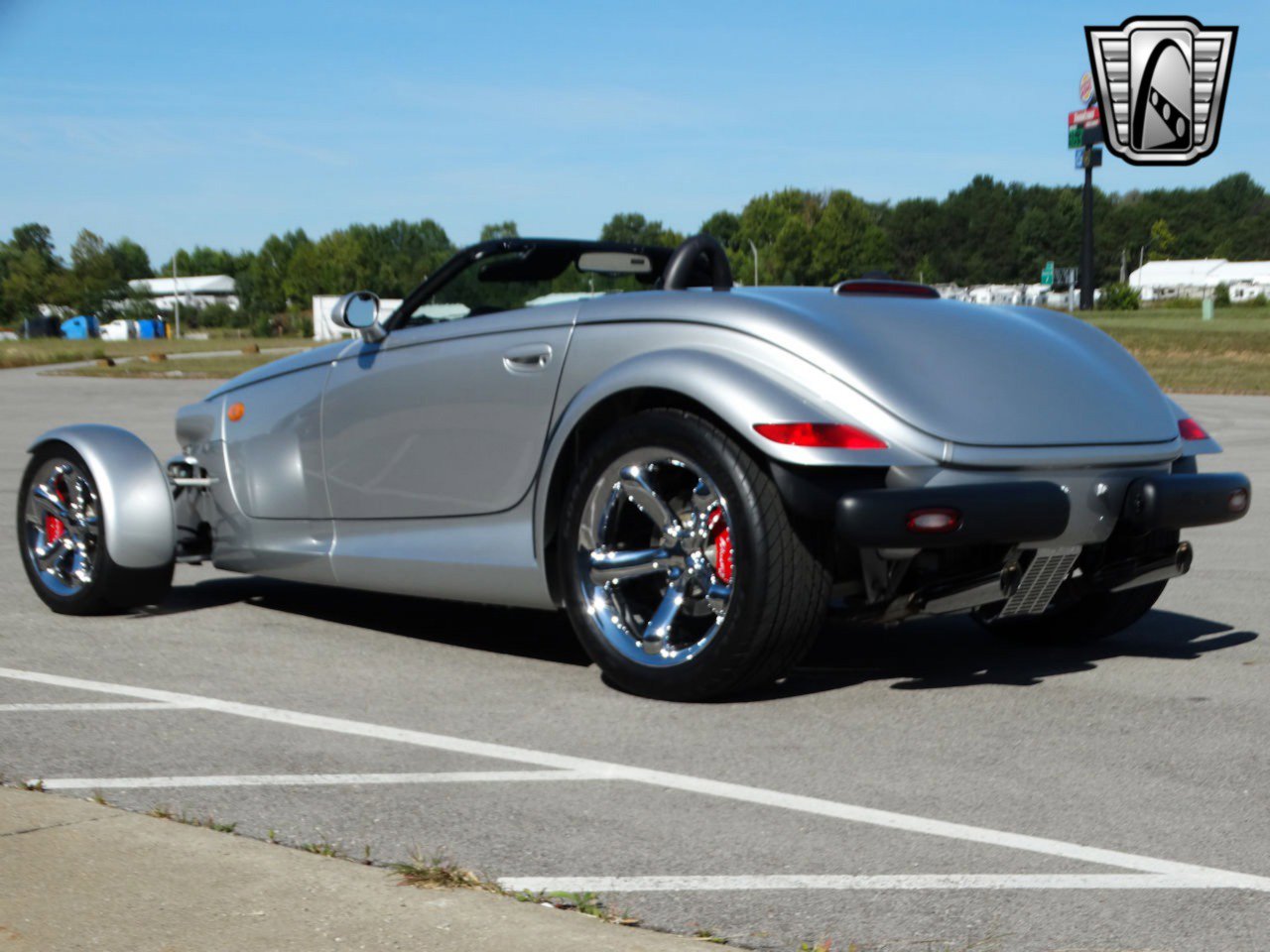 Used 2002 Chrysler Prowler image 5