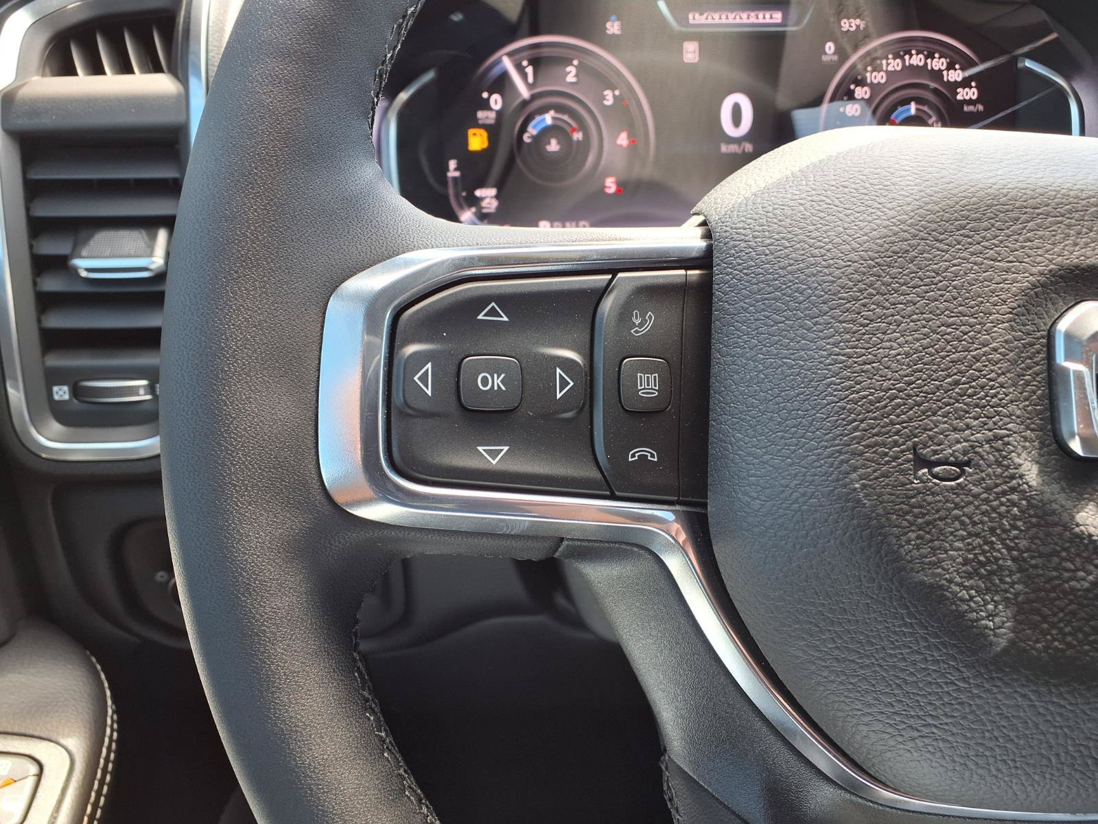 New 2027 RAM 2500 Laramie AWD/4WD image 18