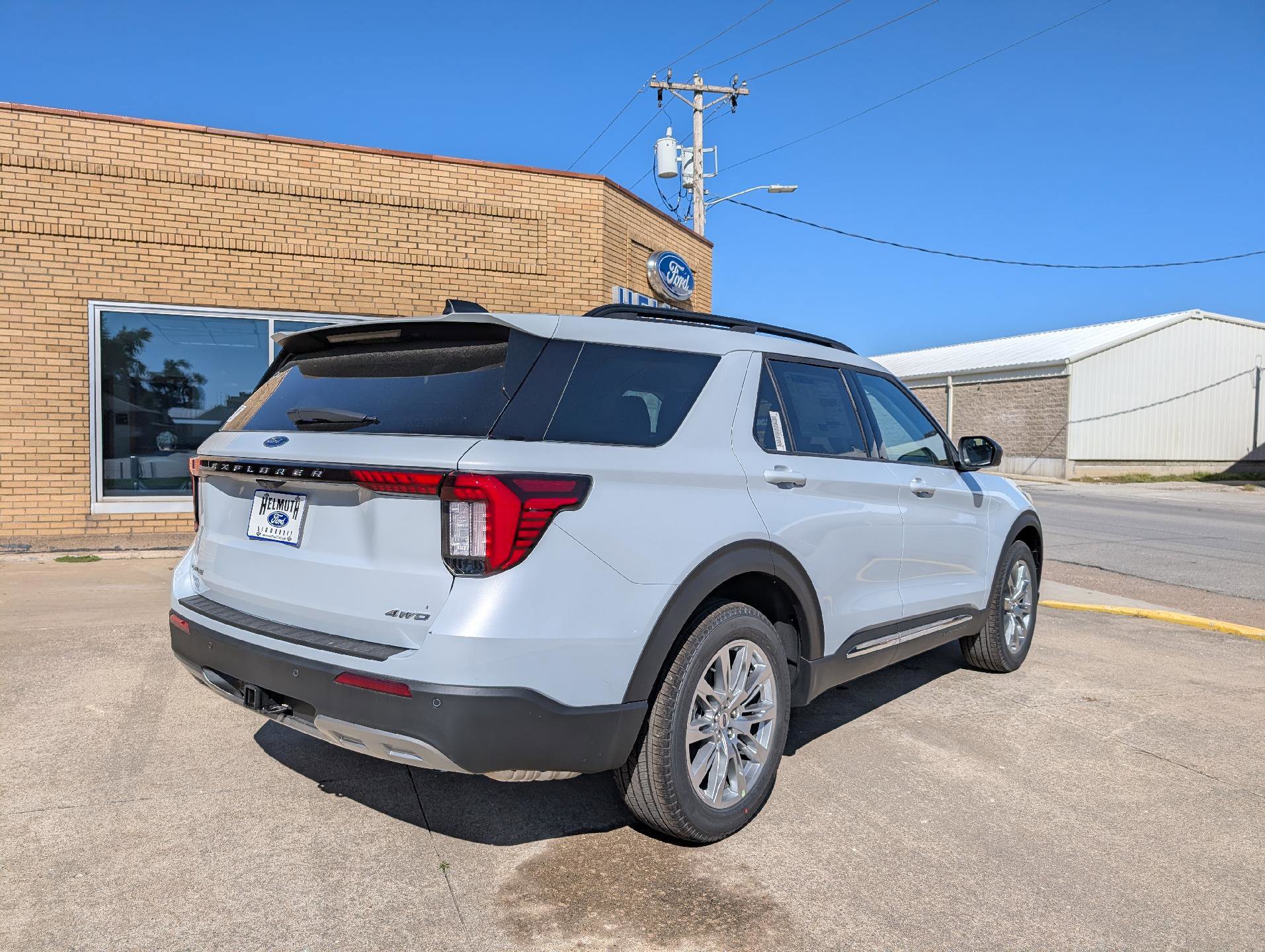 New 2025 Ford Explorer Active image 6