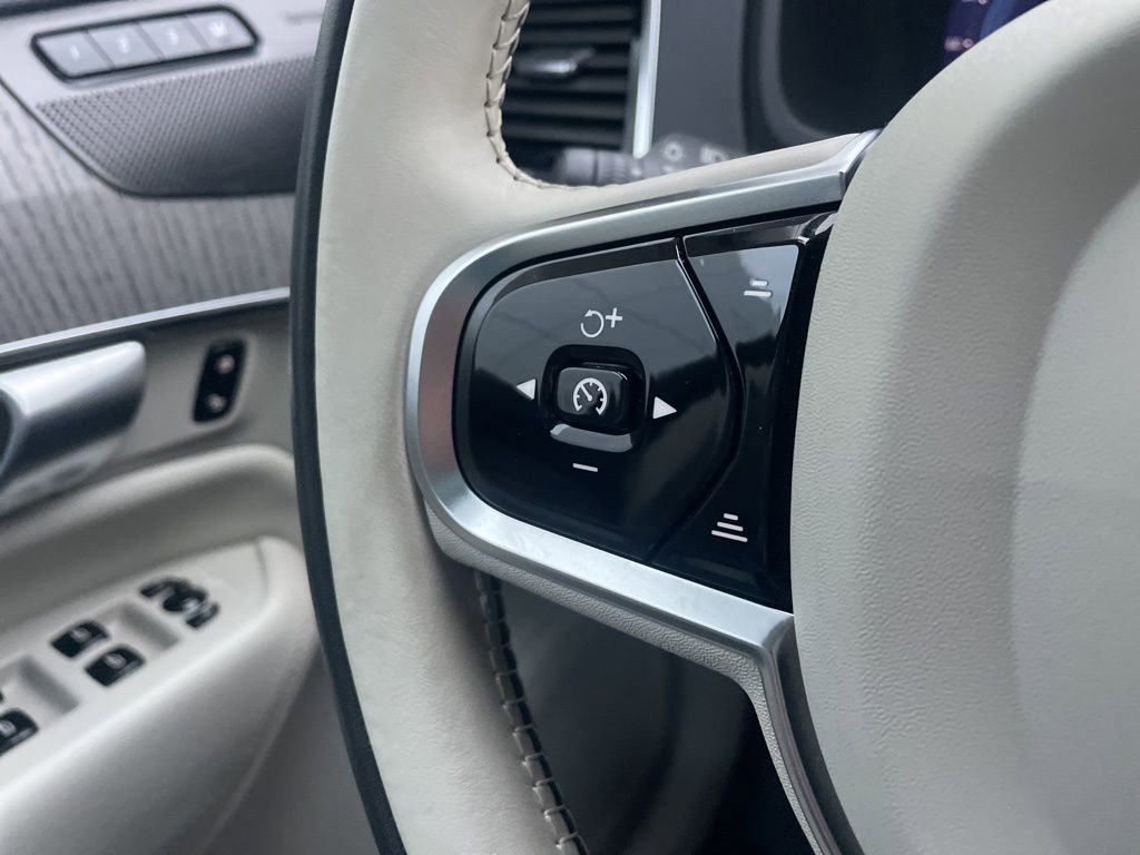Certified 2024 Volvo XC90 B6 Ultimate image 37