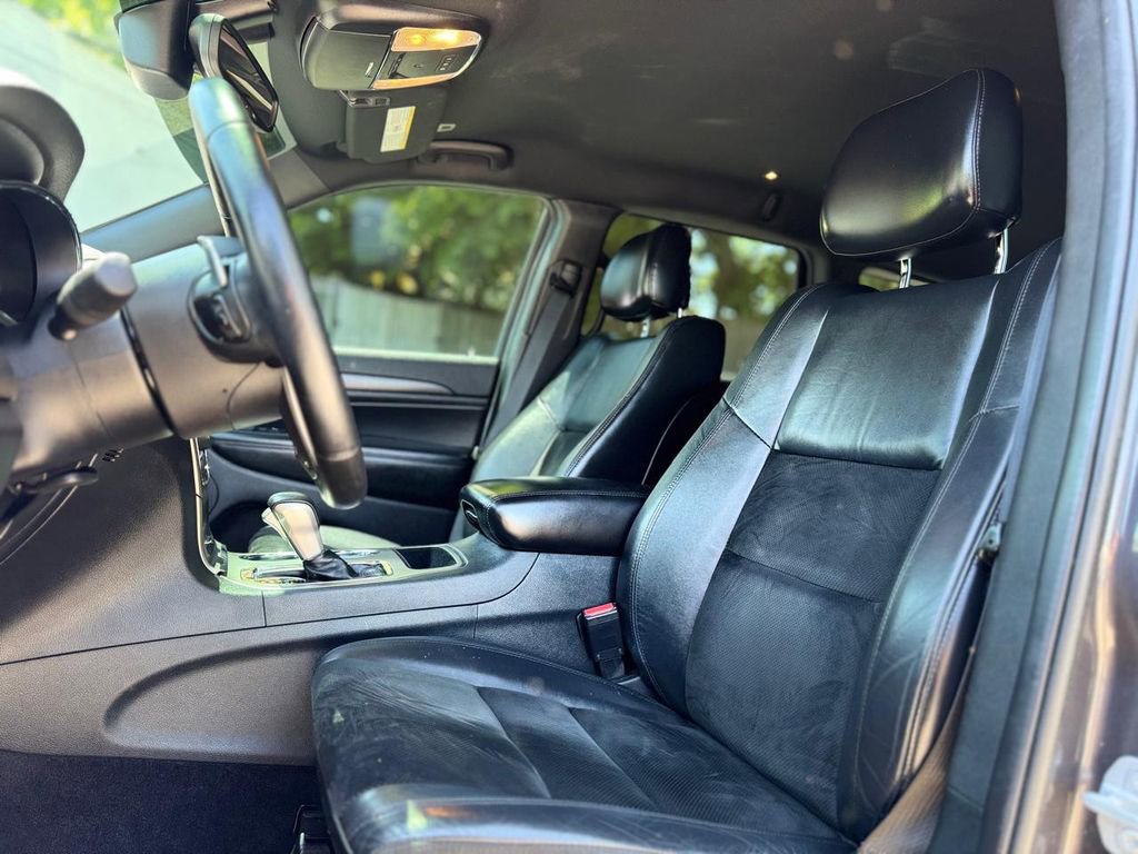Used 2017 Jeep Grand Cherokee Altitude AWD/4WD image 20