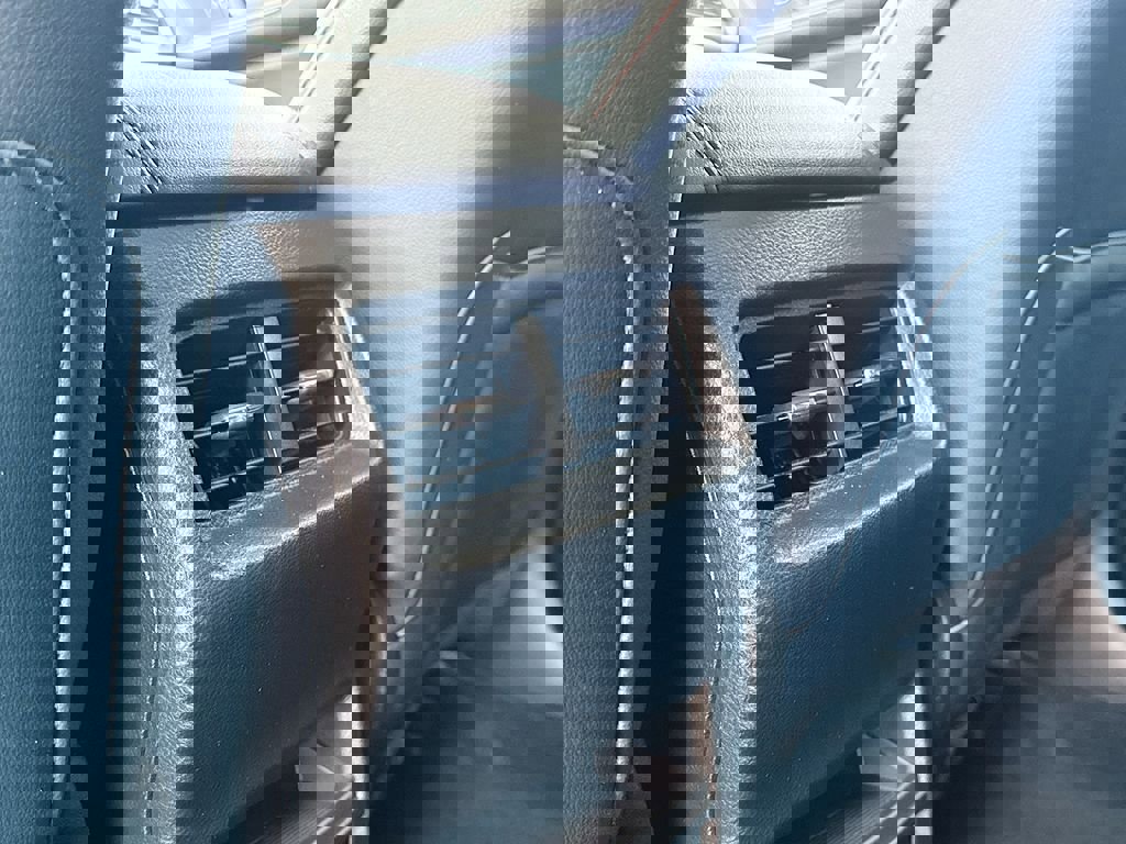 Used 2022 Ford Edge SEL w/ Sport Appearance Package image 33