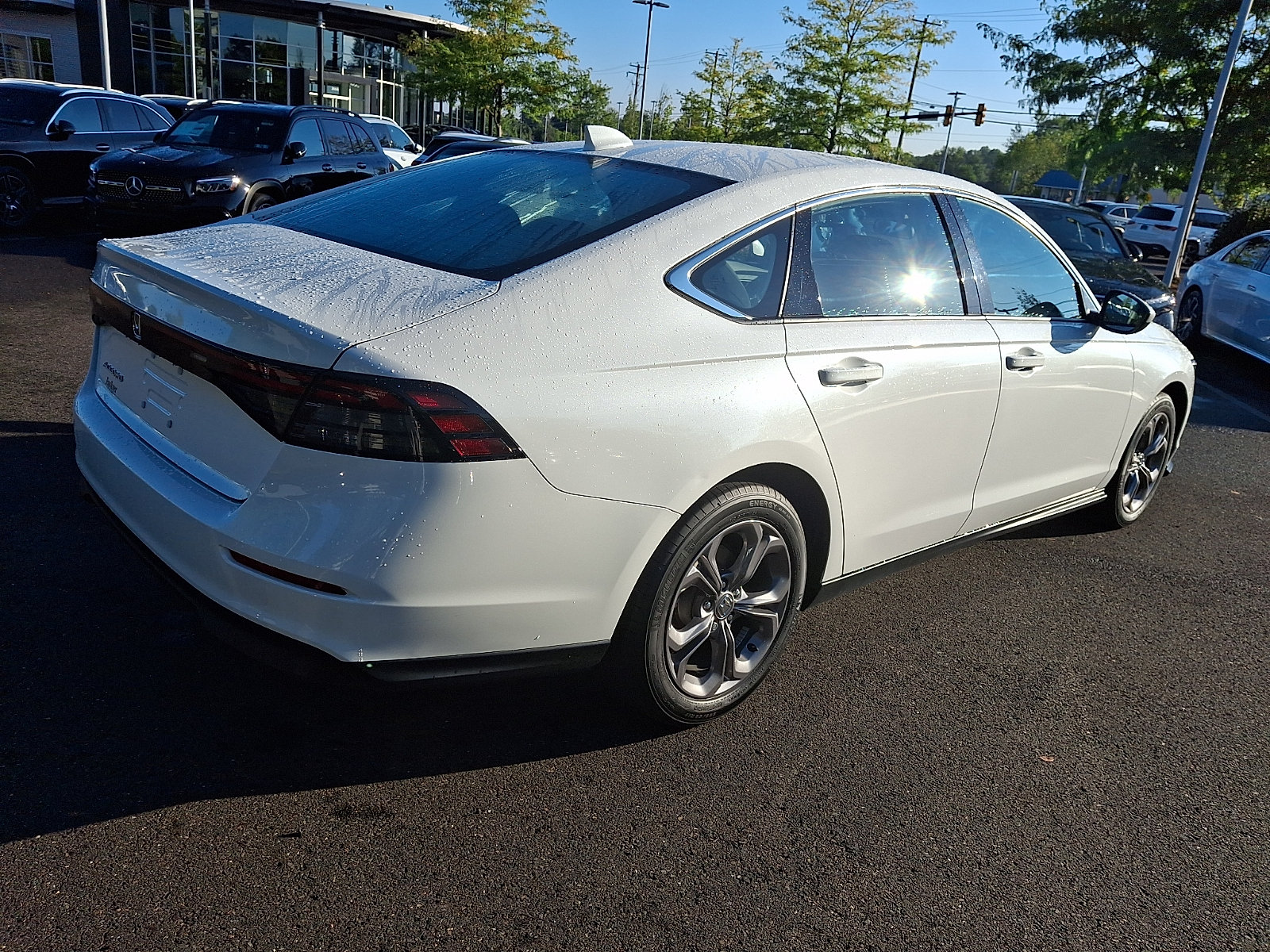 Used 2024 Honda Accord EX image 6