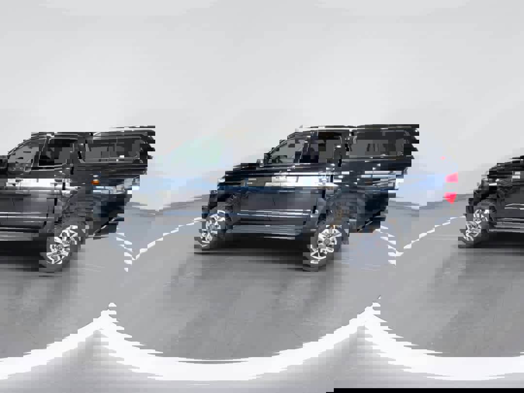 Used 2019 Toyota Tundra Platinum image 5