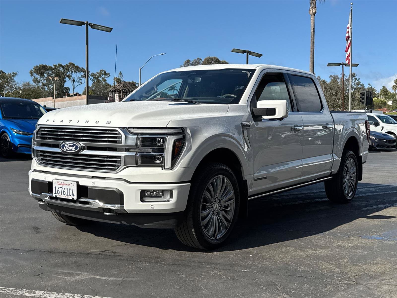 Used 2024 Ford F150 Platinum w/ Equipment Group 703A Plus AWD/4WD image 4