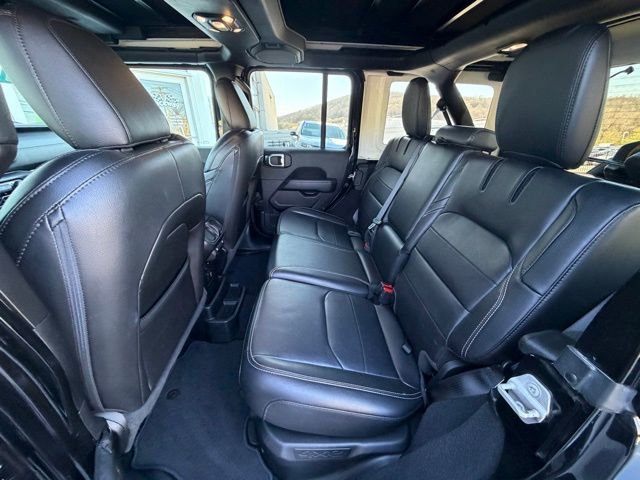 Used 2021 Jeep Wrangler Unlimited Sahara w/ Cold Weather Group AWD/4WD image 37