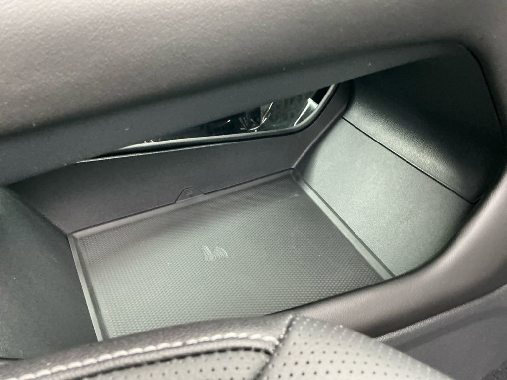 New 2026 Volkswagen Atlas SEL image 16