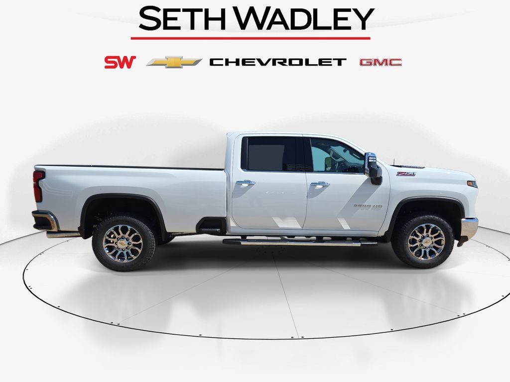 New 2026 Chevrolet Silverado 3500 LTZ w/ LTZ Premium Package AWD/4WD image 8