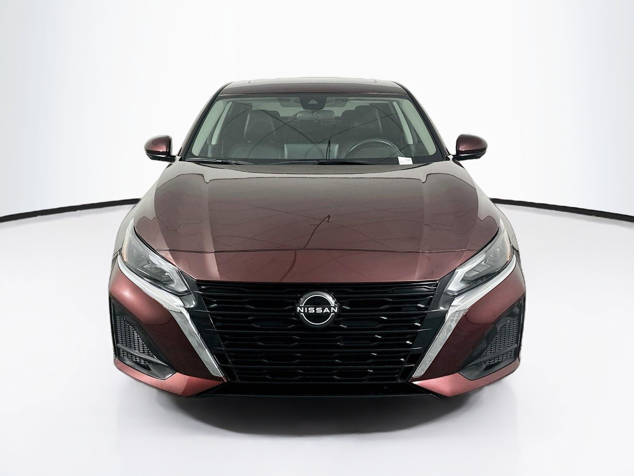 Used 2023 Nissan Altima 2.5 SL FWD image 2