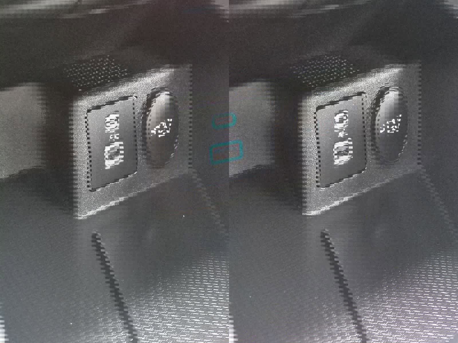 Used 2022 Ford Escape SEL w/ SEL Stealth AWD Package image 32