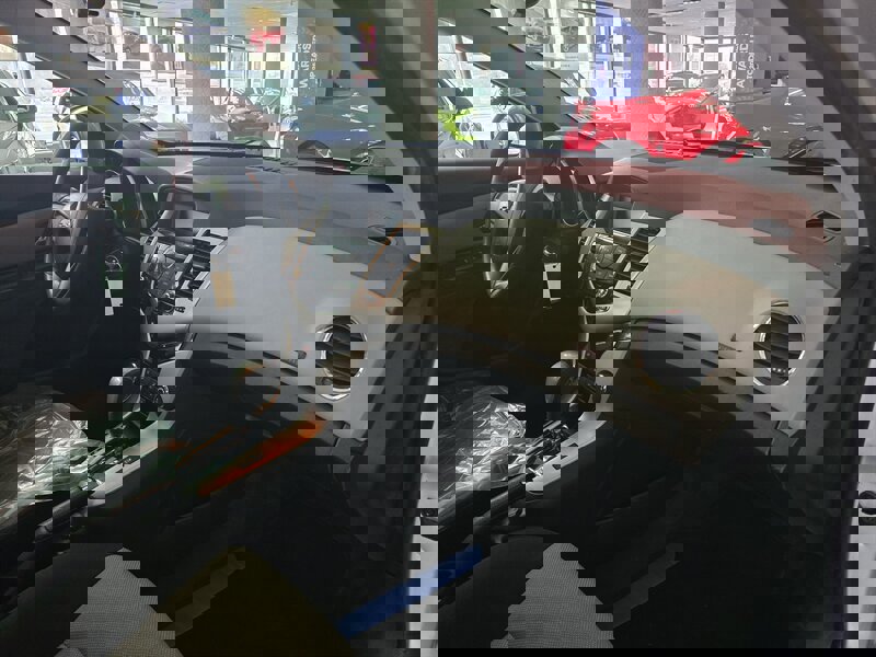 Used 2015 Chevrolet Cruze LS image 13