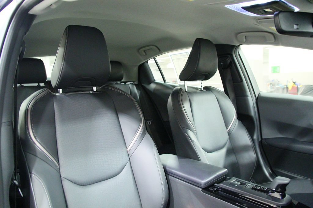 Used 2024 Toyota Prius XLE AWD/4WD image 21