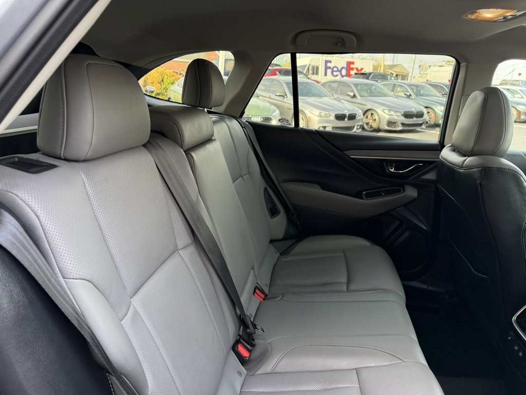 Used 2022 Subaru Outback Limited image 21