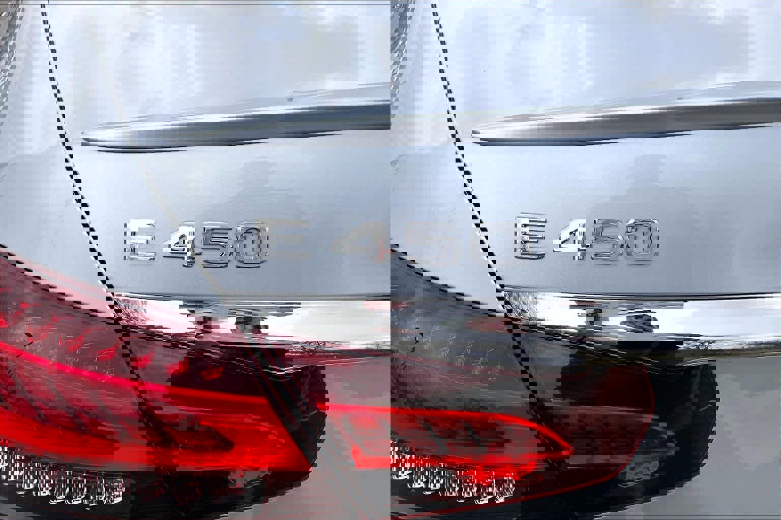 Used 2023 Mercedes-Benz E 450 4MATIC Sedan image 31