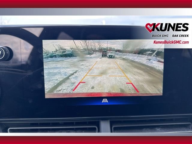 Used 2025 Chevrolet Trax LT image 20