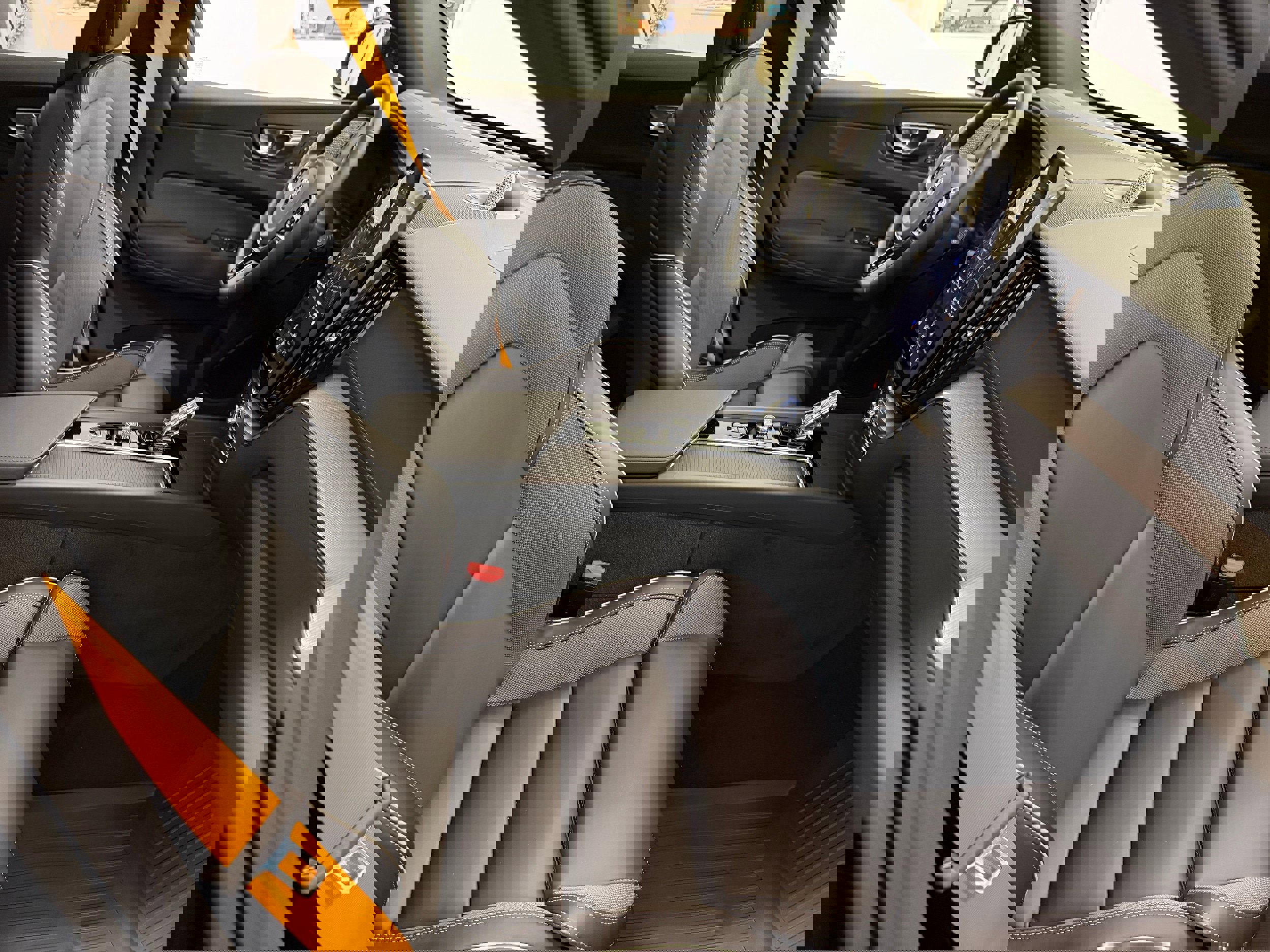 New 2026 Volvo XC60 T8 Polestar image 37