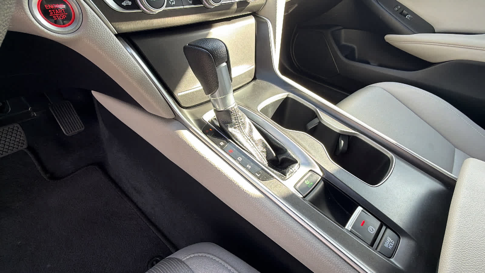 Used 2019 Honda Accord LX image 13