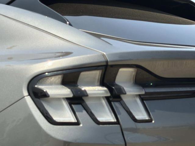 Certified 2021 Ford Mustang Mach-E Select w/ Comfort/Technology Package image 8