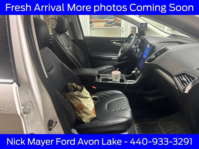 Used 2023 Ford Edge Titanium AWD/4WD image 10