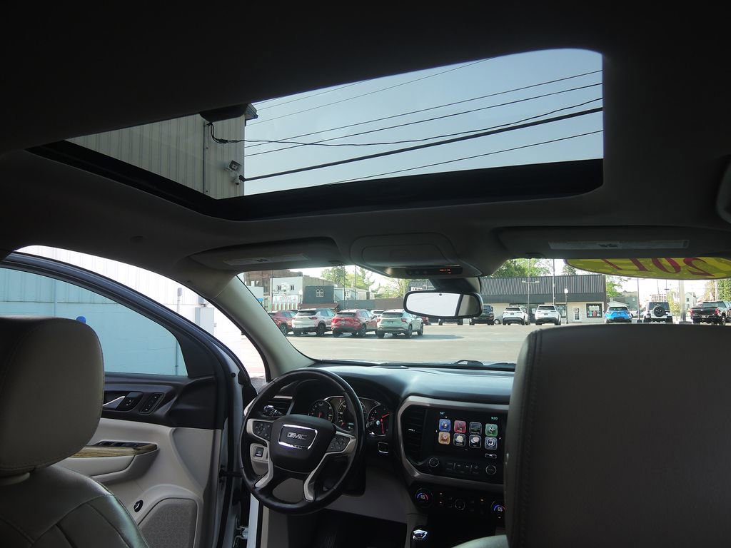 Used 2017 GMC Acadia Denali w/ Technology Package AWD/4WD image 35