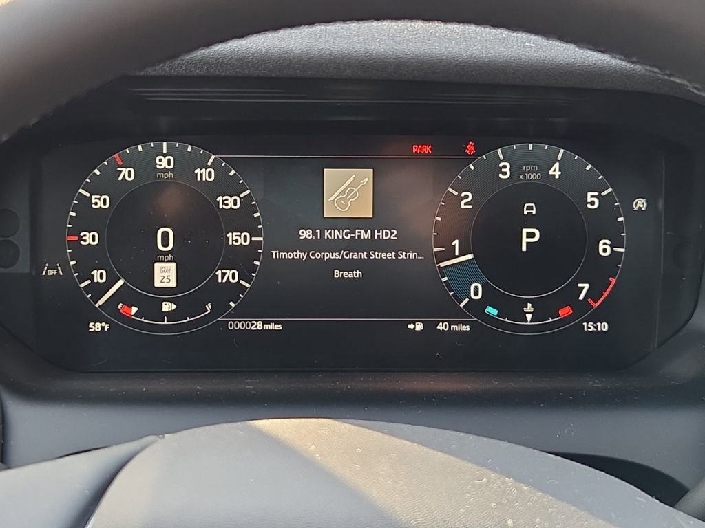 New 2026 Land Rover Discovery Sport Landmark image 27