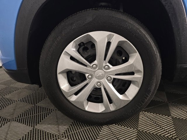 Used 2025 Chevrolet Trax LS image 21