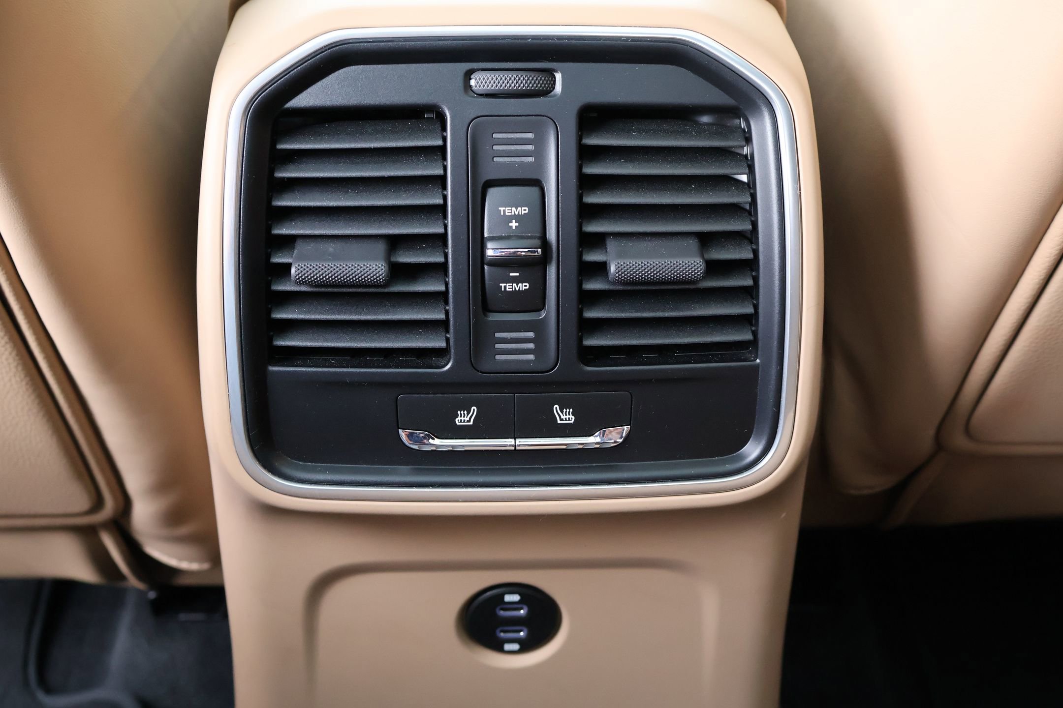 Certified 2023 Porsche Macan S image 24