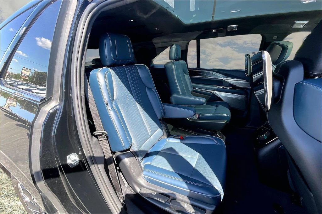 Certified 2025 Cadillac Escalade IQ Sport 2 image 25