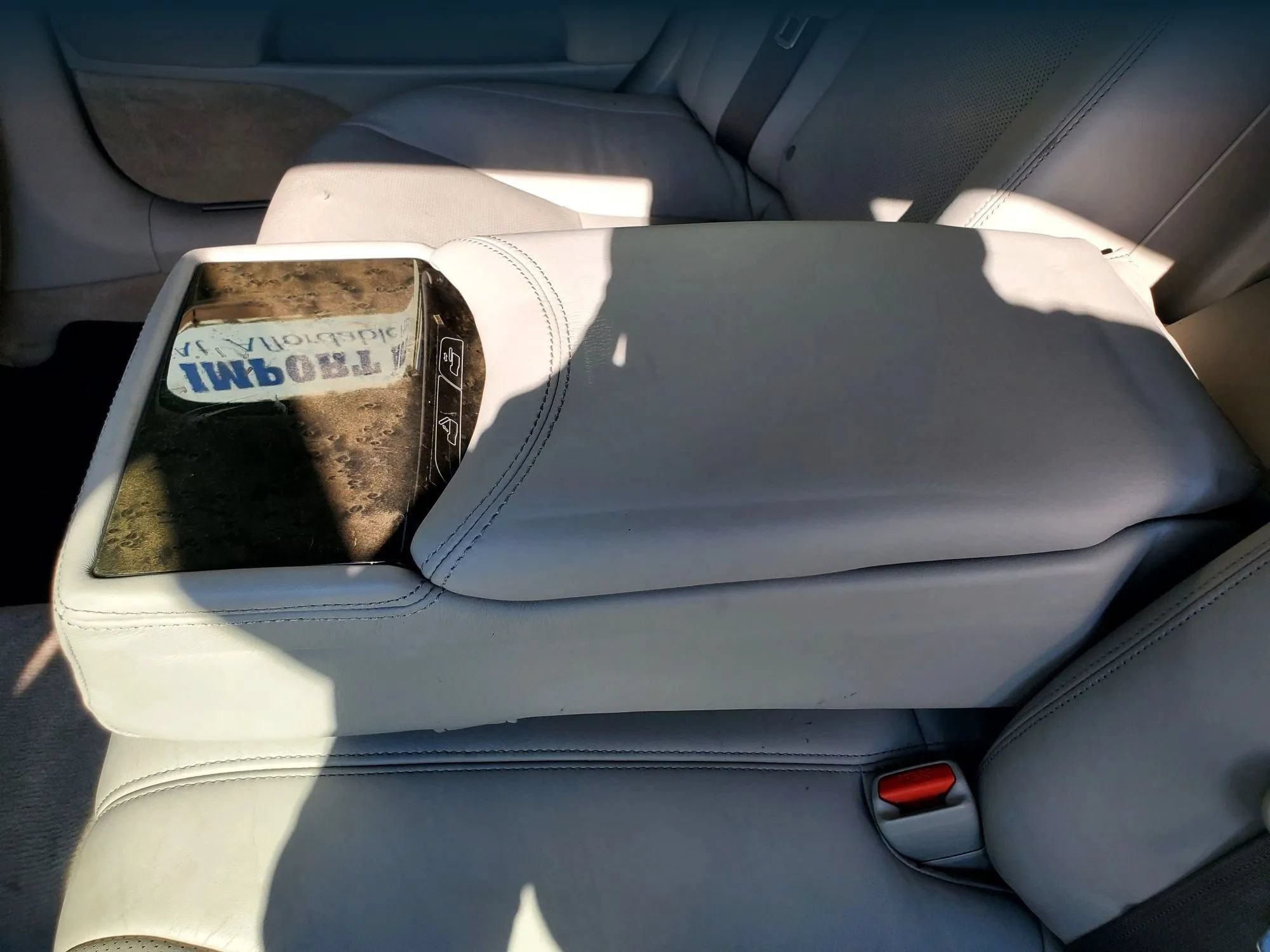 Used 2012 Lexus LS 460 w/ Comfort Pkg RWD image 30