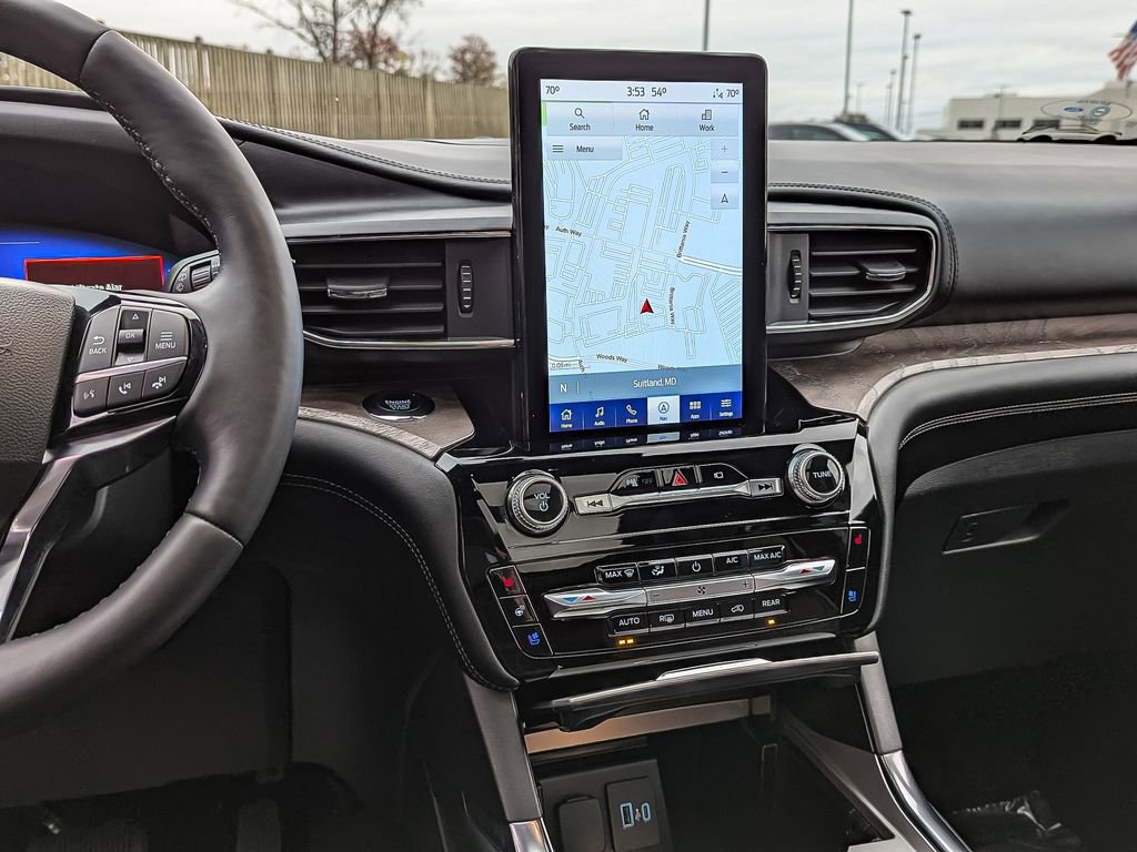 Used 2022 Ford Explorer Platinum w/ Equipment Group 601A image 35